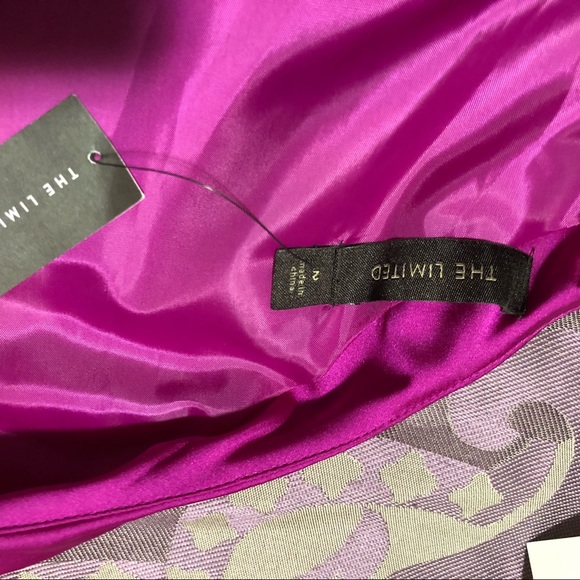 Limited Dress - Picture 3 of 4